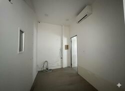 Sembawang Hills Estate (D20), Shop House #565736571